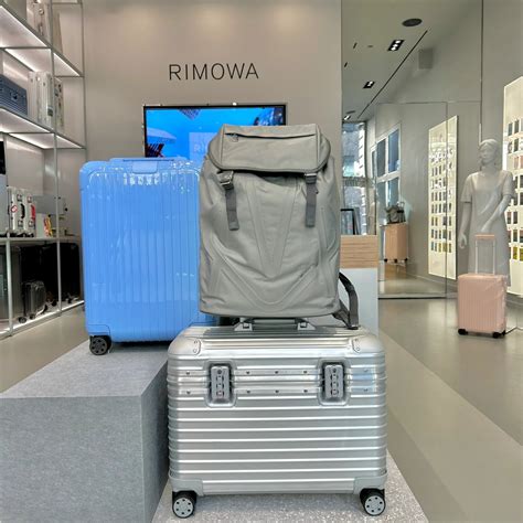 rimowa luggage discount